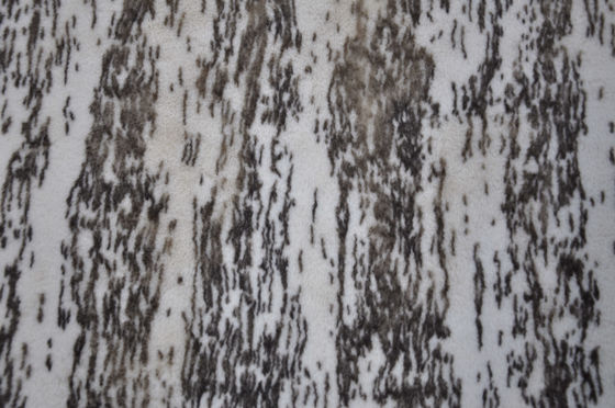 Onde entretenue 100% du polyester 150cm de tissu de fourrure de lapin de Faux ou réglable