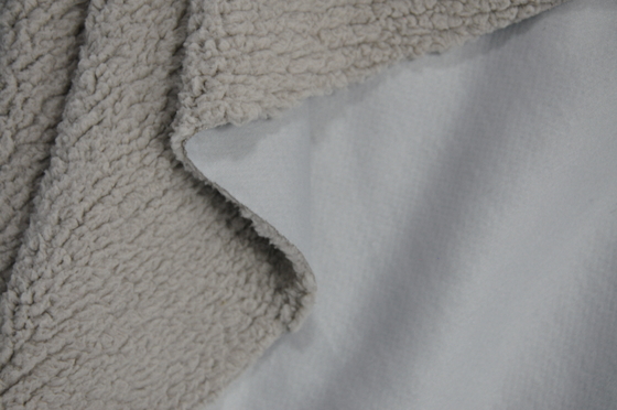 390 g/m² FOURRURE : SHU VELVETEEN TISSU TISSÉ : Tissu tricoté Tissu en cuir collé