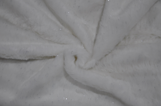 Onde entretenue 100% du polyester 150cm ou tissu réglable d'ouatine de la flanelle 435gsm