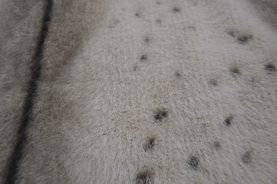 Onde entretenue 100% du tissu 170CM de la Toscane de polyester ou largeur réglable 675gsm