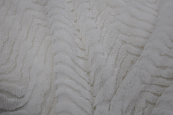 Onde entretenue 100% du polyester 150cm de tissu de fourrure de lapin de Faux ou réglable