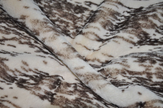 Onde entretenue 100% du polyester 150cm de tissu de fourrure de lapin de Faux ou réglable
