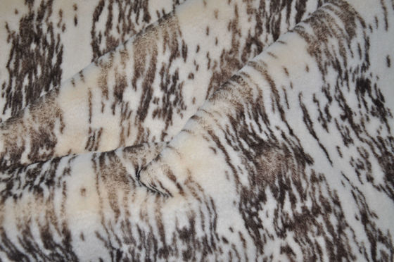 Onde entretenue 100% du polyester 150cm de tissu de fourrure de lapin de Faux ou réglable