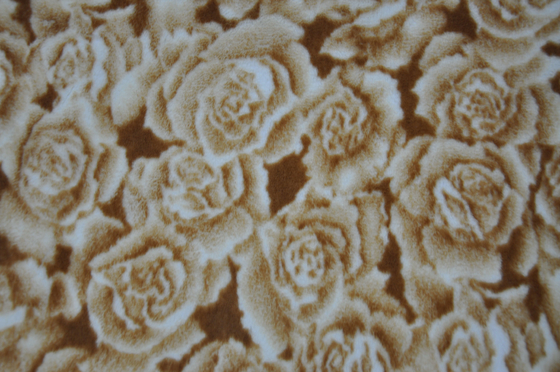 Onde entretenue 100% du polyester 150cm de tissu de fourrure de lapin de Faux ou réglable