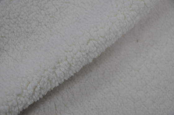 Tissu composé de tissu tissé et polaire de velours solide