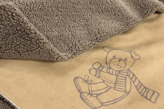 Brown soutiennent 400gsm 160cm l'unité centrale 100% où collée de tissu d'ouatine a collé l'ouatine de Sherpa