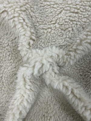 100% polyester faux Sherpa Tissu 150cm CW ou réglable 500gm