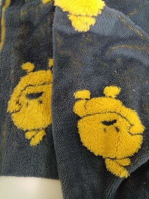 Le velours de coton doubles côtés est doux et confortable.